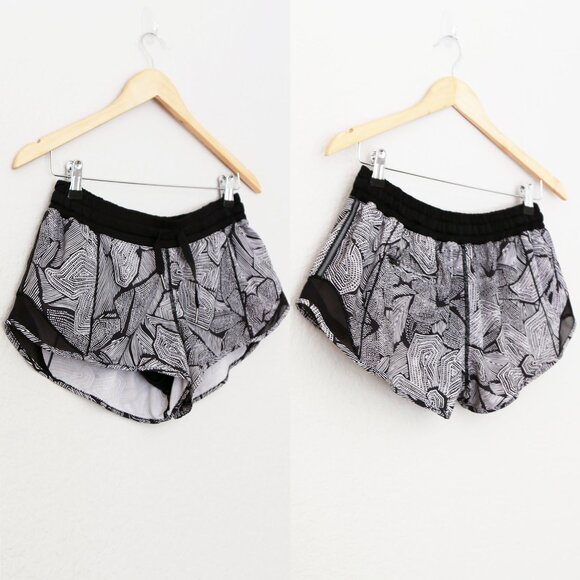 Lululemon Hotty Hot Shorts Dottie Tribe White Black 2.5" Inseam Size 8 Active - Picture 15 of 16